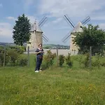 Homestay szállás Artbnb *