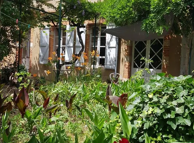 Проживание в семье Artbnb